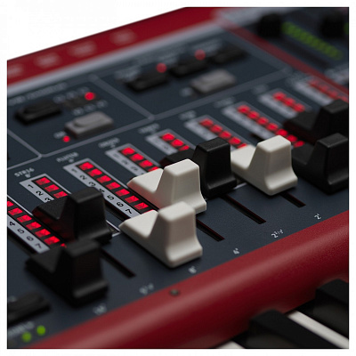 Синтезатор Clavia Nord Stage 4 Compact